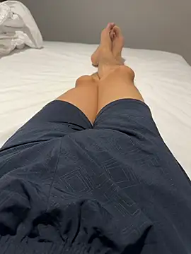 Snapshot of zhuendong000001 chatting on June 25, 2026, 7:24 am zhuendong000001 online show from June 25, 2026, 7:24 am