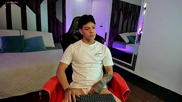 TonyPetrovjs online show from March 23, 2026, 5:17 pm