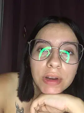 Snapshot of camila_lara chatting on March 5, 2026, 12:39 am camila lara online show from March 5, 2026, 12:39 am