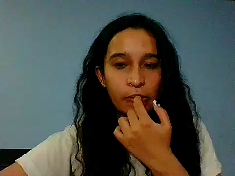 Snapshot of scarlettscottx_ chatting on March 28, 2026, 2:00 am scarlettscottx online show from March 28, 2026, 2:00 am