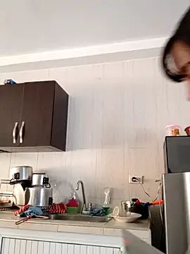 sara cute so online show from April 4, 2026, 3:20 pm