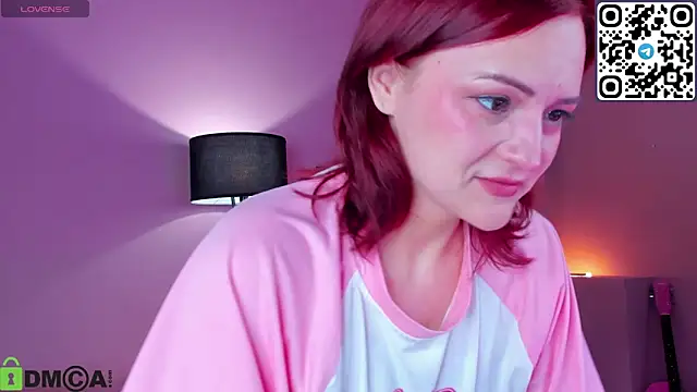 taticamomile online show from April 1, 2026, 1:12 pm