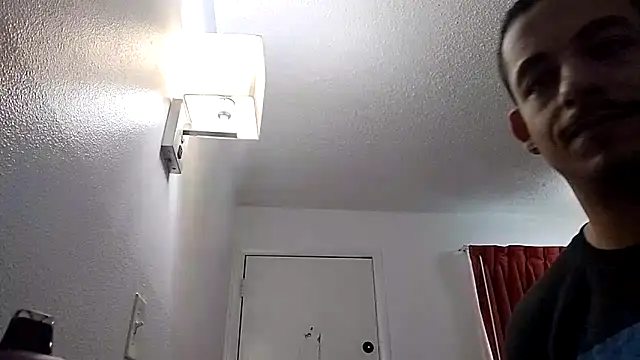 Snapshot of momo0208 chatting on February 25, 2026, 5:22 pm momo0208 online show from February 25, 2026, 5:22 pm