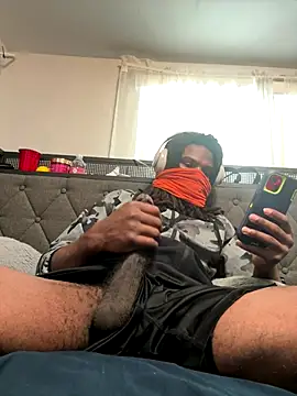 kiddzz online show from October 17, 2025, 4:31 pm