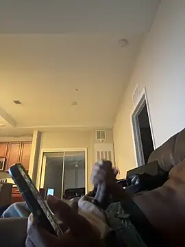 kiddzz online show from December 19, 2025, 1:45 am