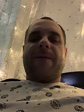 Snapshot of LaBuBupara chatting on February 25, 2026, 7:23 pm LaBuBupara online show from February 25, 2026, 7:23 pm