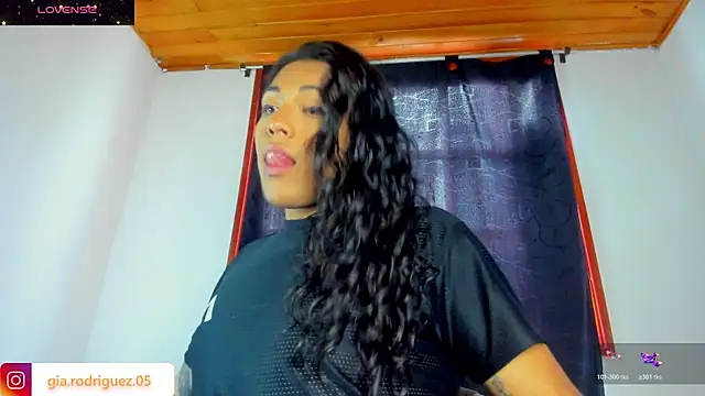 Jess Hoffman online show from March 6, 2026, 2:35 pm