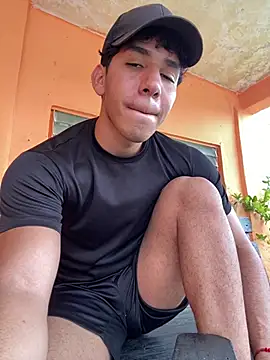 Alejandrososas online show from July 3, 2026, 4:13 pm