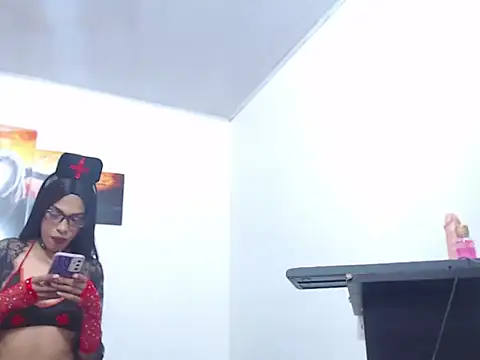 cellesthee online show from February 25, 2026, 11:03 pm