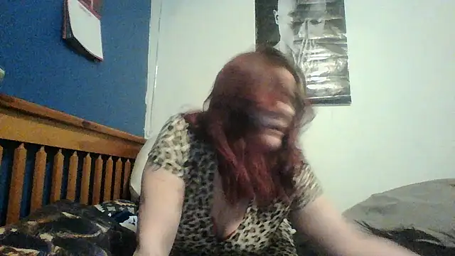 Snapshot of Sexymilf6992 chatting on February 24, 2026, 1:47 am Sexymilf6992 online show from February 24, 2026, 1:47 am