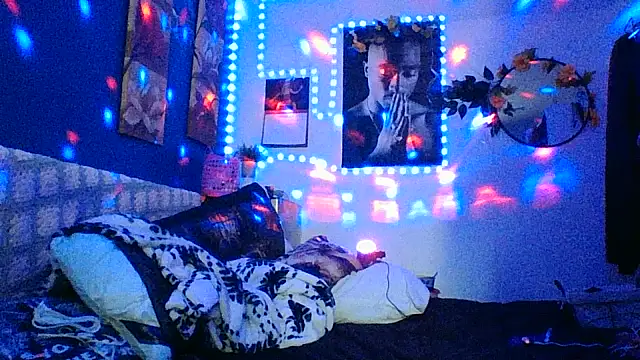 Snapshot of Sexymilf6992 chatting on March 8, 2026, 7:06 pm Sexymilf6992 online show from March 8, 2026, 7:06 pm