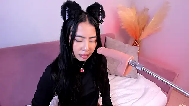 Valecute  online show from June 30, 2026, 8:32 pm