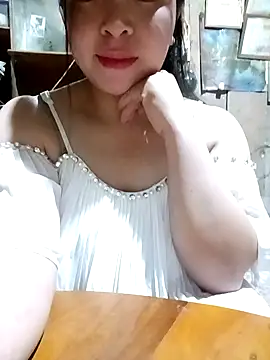 Snapshot of Lucky_girl_4 chatting on February 24, 2026, 2:59 pm Lucky girl 4 online show from February 24, 2026, 2:59 pm