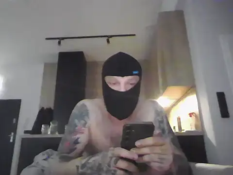 Snapshot of Narcyzzz87 chatting on April 12, 2026, 6:40 am Narcyzzz87 online show from April 12, 2026, 6:40 am