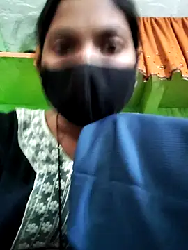 Cute aroshi online show from March 31, 2026, 9:53 am