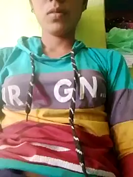 Snapshot of wifedesi7050 chatting on March 9, 2026, 8:18 am wifedesi7050 online show from March 9, 2026, 8:18 am