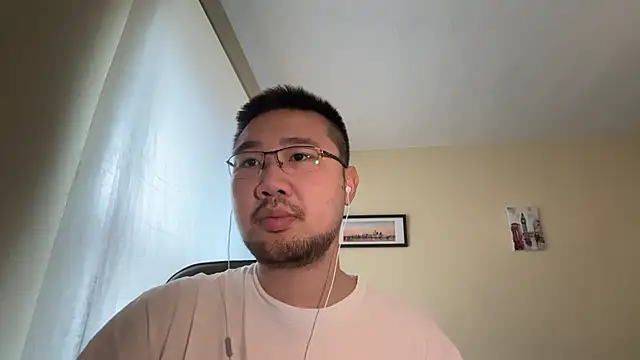 Snapshot of jasonryu2025 chatting on April 4, 2026, 8:34 am jasonryu2025 online show from April 4, 2026, 8:34 am