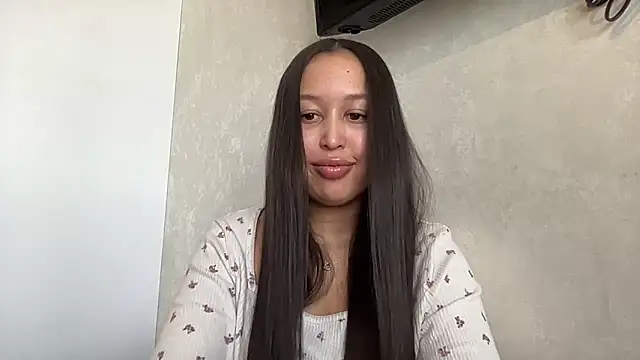 Dana 005 online show from April 9, 2026, 1:05 pm