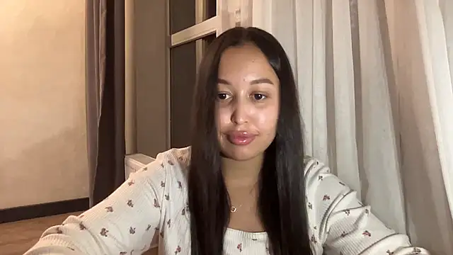 Snapshot of Dana_005 chatting on June 19, 2026, 10:02 pm Dana 005 online show from June 19, 2026, 10:02 pm