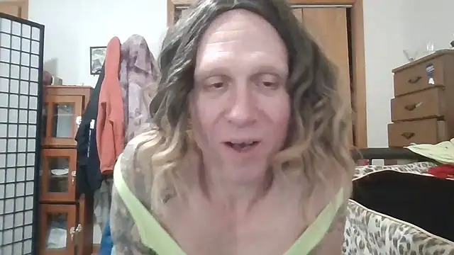 Snapshot of jersierosexx chatting on February 22, 2026, 3:54 pm jersierosexx online show from February 22, 2026, 3:54 pm