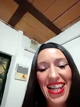 sandy 11  online show from March 25, 2026, 3:45 am