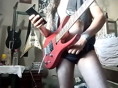 Snapshot of vladsexyguitar chatting on March 6, 2026, 11:17 am vladsexyguitar online show from March 6, 2026, 11:17 am