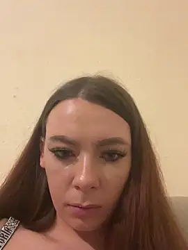 SexyLily22x online show from March 3, 2026, 1:23 am