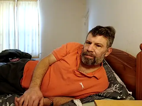 stud2512 online show from March 25, 2026, 8:09 am