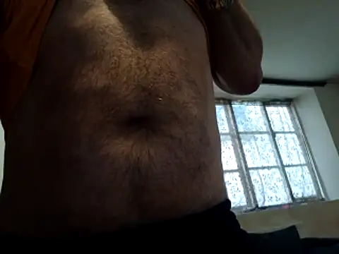 stud2512 online show from April 3, 2026, 3:21 pm