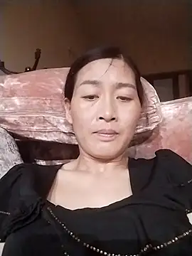 lris-Beauty77 online show from March 23, 2026, 3:27 pm