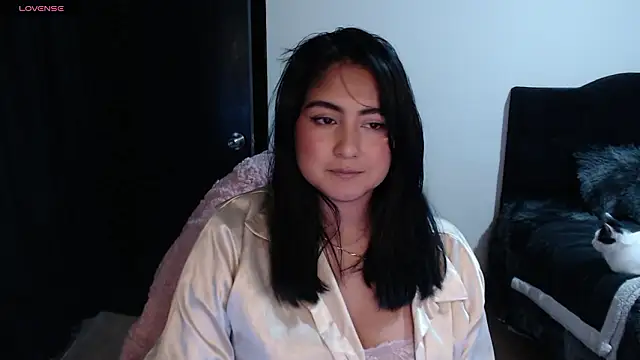 Snapshot of zakura_ania chatting on March 11, 2026, 4:29 am zakura ania online show from March 11, 2026, 4:29 am