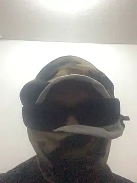 Snapshot of Bam753 chatting on February 21, 2026, 8:43 pm Bam753 online show from February 21, 2026, 8:43 pm