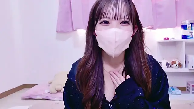 Snapshot of RUNA_222 chatting on March 7, 2026, 12:18 am RUNA 222 online show from March 7, 2026, 12:18 am