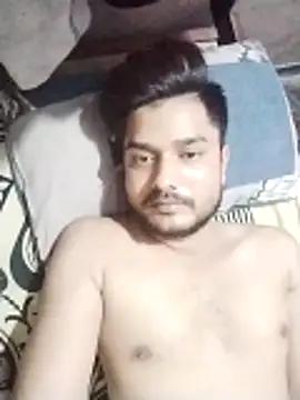 boyhot82 online show from June 19, 2026, 6:34 pm
