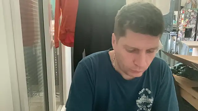 Snapshot of Minmoi1984 chatting on February 22, 2026, 11:09 am Minmoi1984 online show from February 22, 2026, 11:09 am