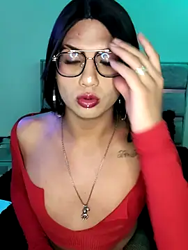 Laura SofiaG online show from April 1, 2026, 3:40 am