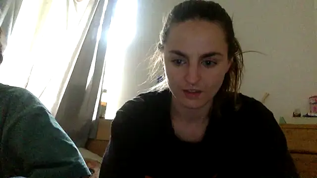 Snapshot of sheila_y_celia chatting on March 15, 2026, 3:51 pm sheila y celia online show from March 15, 2026, 3:51 pm