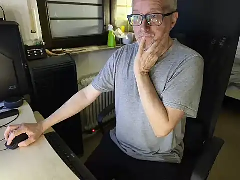 Snapshot of loenne1 chatting on February 21, 2026, 10:00 pm loenne1 online show from February 21, 2026, 10:00 pm