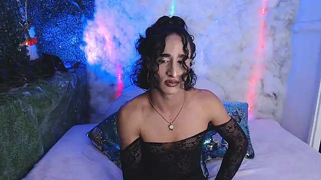 Snapshot of KatalinaForz chatting on February 24, 2026, 6:28 pm KatalinaForz online show from February 24, 2026, 6:28 pm