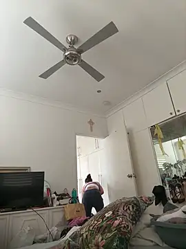 Snapshot of touchmybodybaby chatting on March 5, 2026, 11:56 pm touchmybodybaby online show from March 5, 2026, 11:56 pm