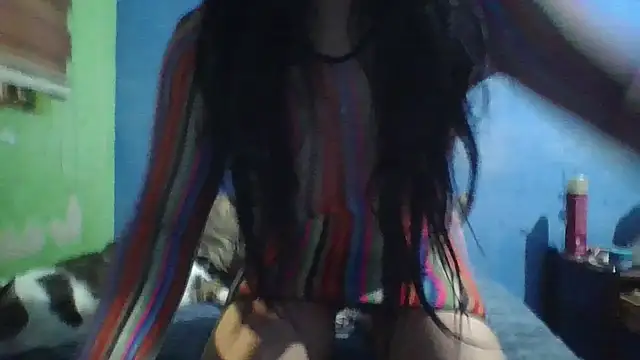 Soylilayblue online show from March 18, 2026, 6:27 am