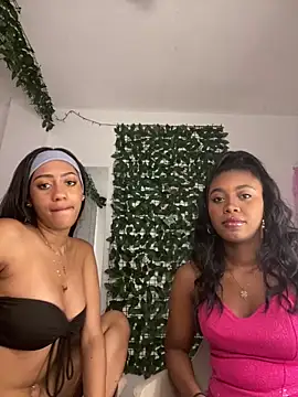 Snapshot of Jazmin_chell chatting on March 6, 2026, 1:40 pm Jazmin chell online show from March 6, 2026, 1:40 pm