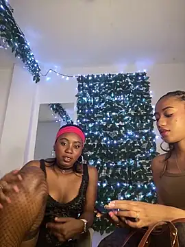 Snapshot of Jazmin_chell chatting on March 27, 2026, 1:33 pm Jazmin chell online show from March 27, 2026, 1:33 pm