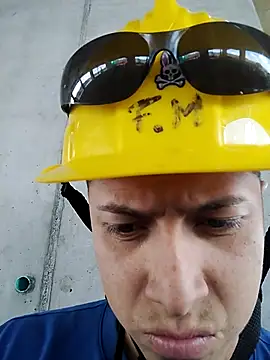 Snapshot of felohot69 chatting on February 27, 2026, 6:19 pm felohot69 online show from February 27, 2026, 6:19 pm