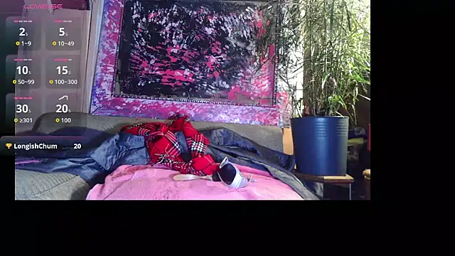 BunnyYT online show from April 3, 2026, 3:26 am