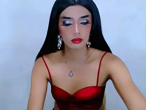 Queeny Cassandra online show from May 4, 2026, 5:58 am