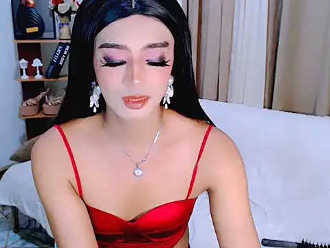 Queeny Cassandra online show from May 24, 2026, 6:29 am