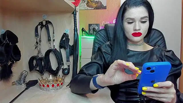 Snapshot of KristiTopxx chatting on October 8, 2025, 6:38 pm KristiTopxx online show from October 8, 2025, 6:38 pm