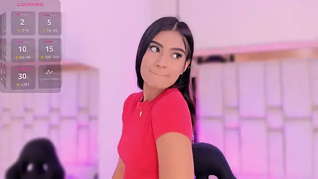 Snapshot of KatherineRuiz_ chatting on March 10, 2026, 11:59 am KatherineRuiz online show from March 10, 2026, 11:59 am