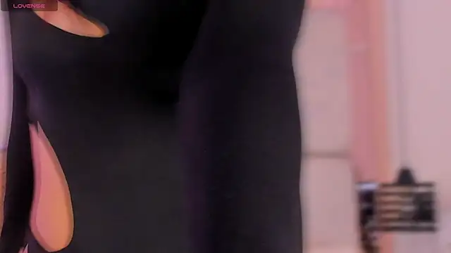 Snapshot of KatherineRuiz_ chatting on March 11, 2026, 1:06 pm KatherineRuiz online show from March 11, 2026, 1:06 pm